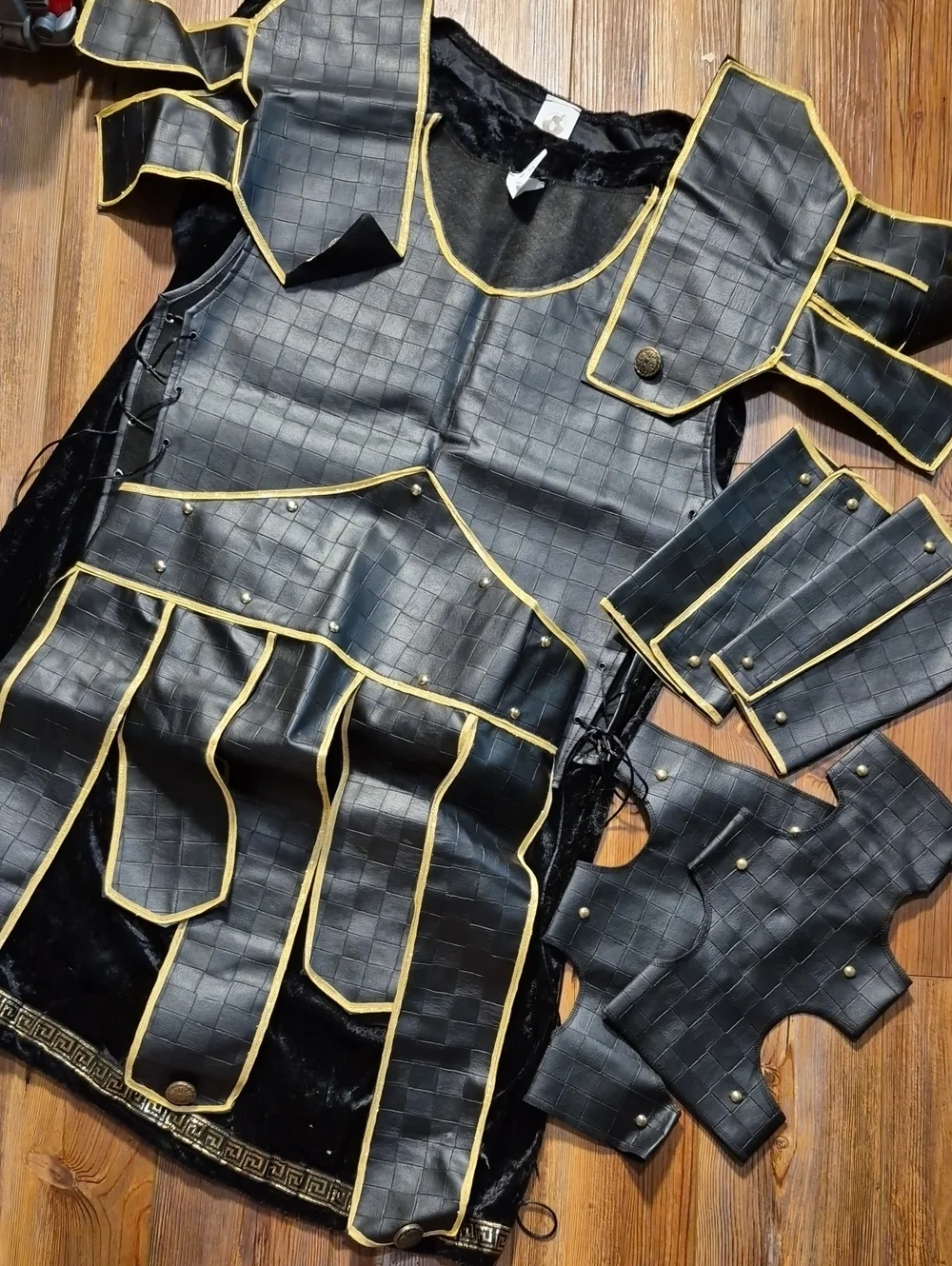 NEW Men's Spartan Costume Sz. XL 42-46 - Spirit Halloween - Picture 2 of 2